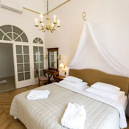 Hotel Palais-hotel Erzherzog Johann 4*