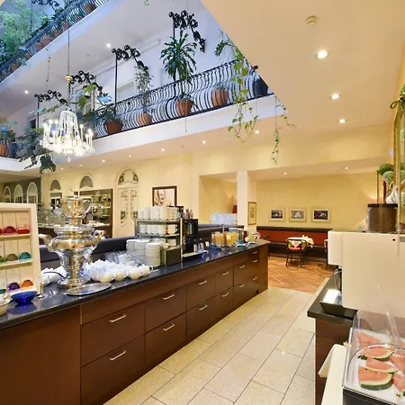 Hotel Palais-hotel Erzherzog Johann 4*