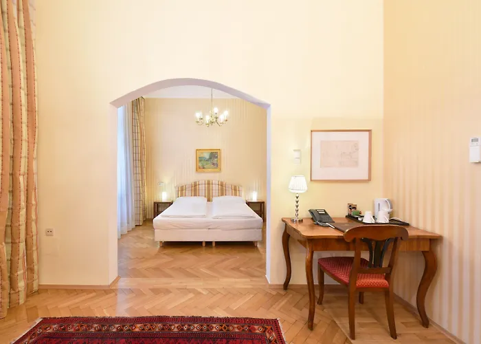 Palais-hotel Erzherzog Johann 4*